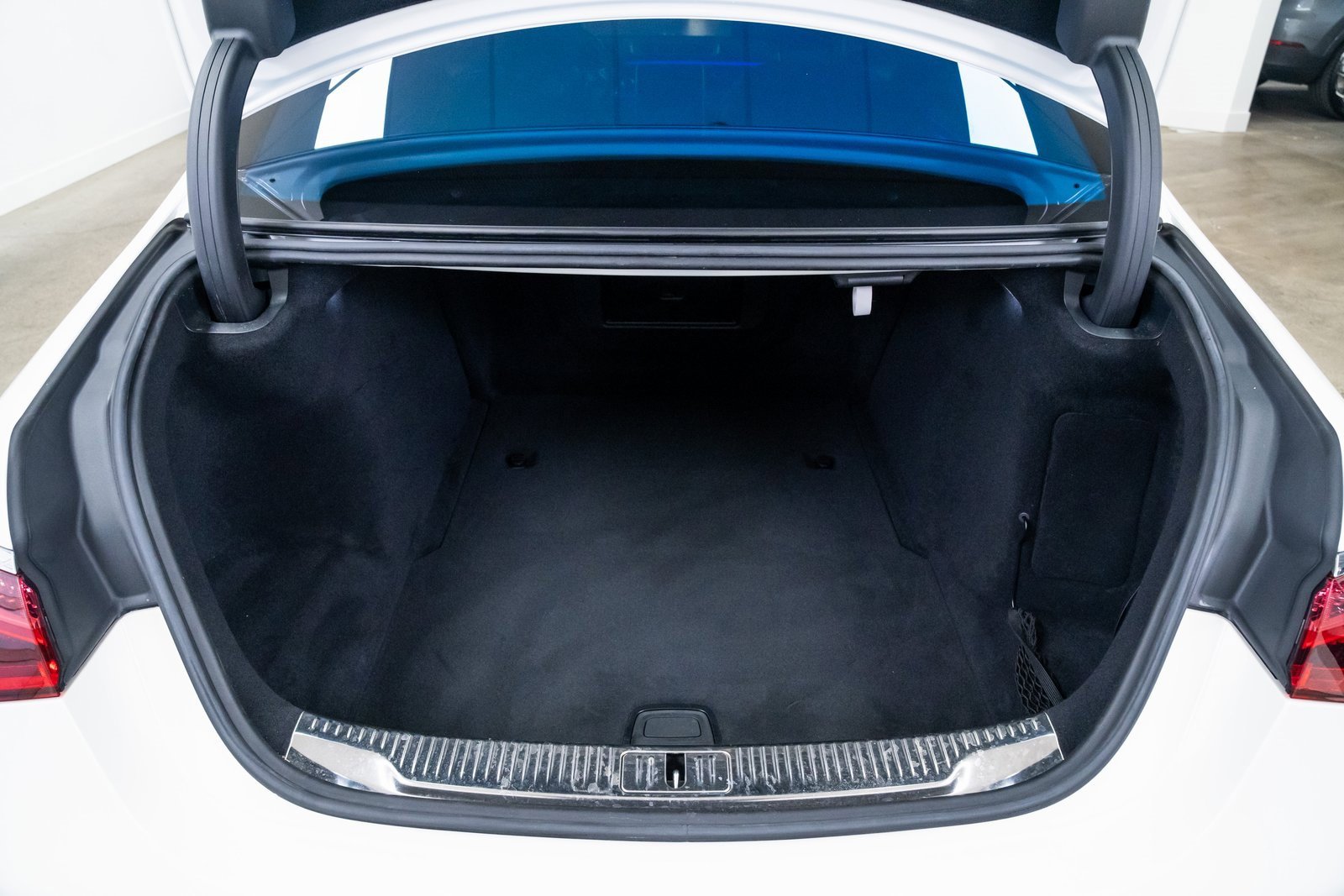 Used 2023 Mercedes-Benz S 580 4MATIC Sedan image 8