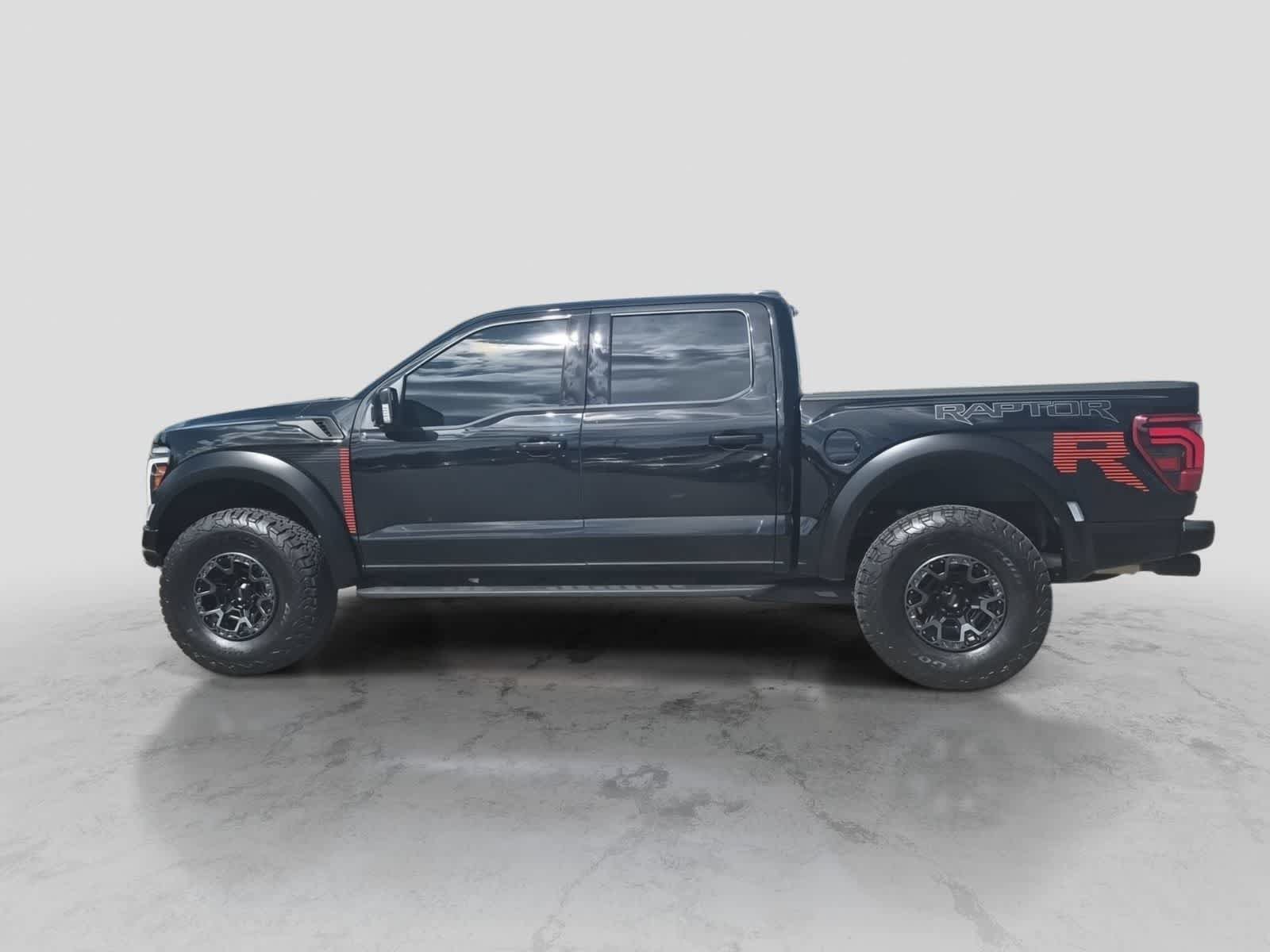 Used 2025 Ford F150 Raptor w/ Equipment Group 803A Raptor R AWD/4WD image 5