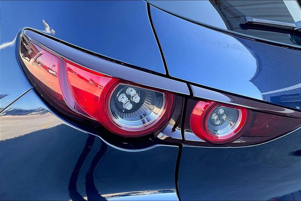 Used 2019 MAZDA MAZDA3 Hatchback w/ Preferred Package FWD image 28