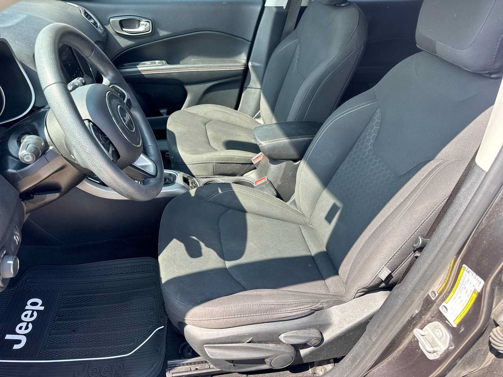 Used 2019 Jeep Compass Sport FWD image 15