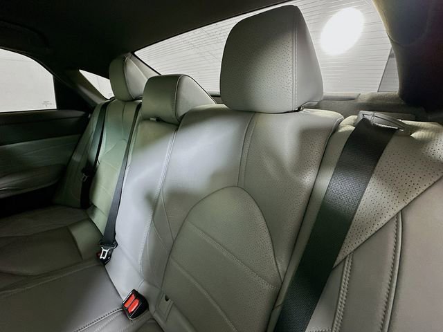 Used 2019 Toyota Avalon Limited image 26