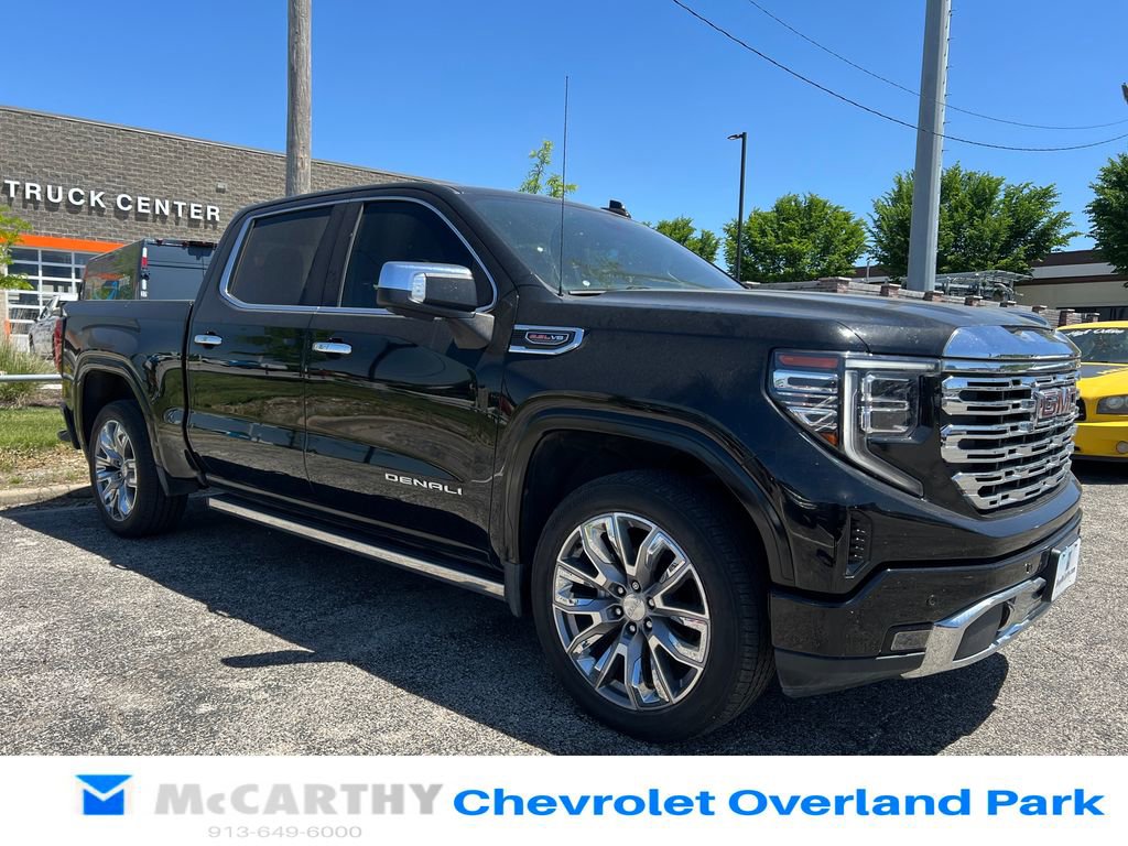 Used 2022 GMC Sierra 1500 Denali w/ Denali Reserve Package AWD/4WD image 1