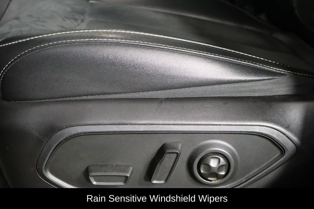 Used 2024 Jeep Grand Cherokee L Altitude RWD image 24
