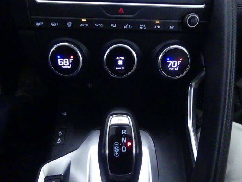 Used 2020 Jaguar E-PACE SE AWD/4WD image 15