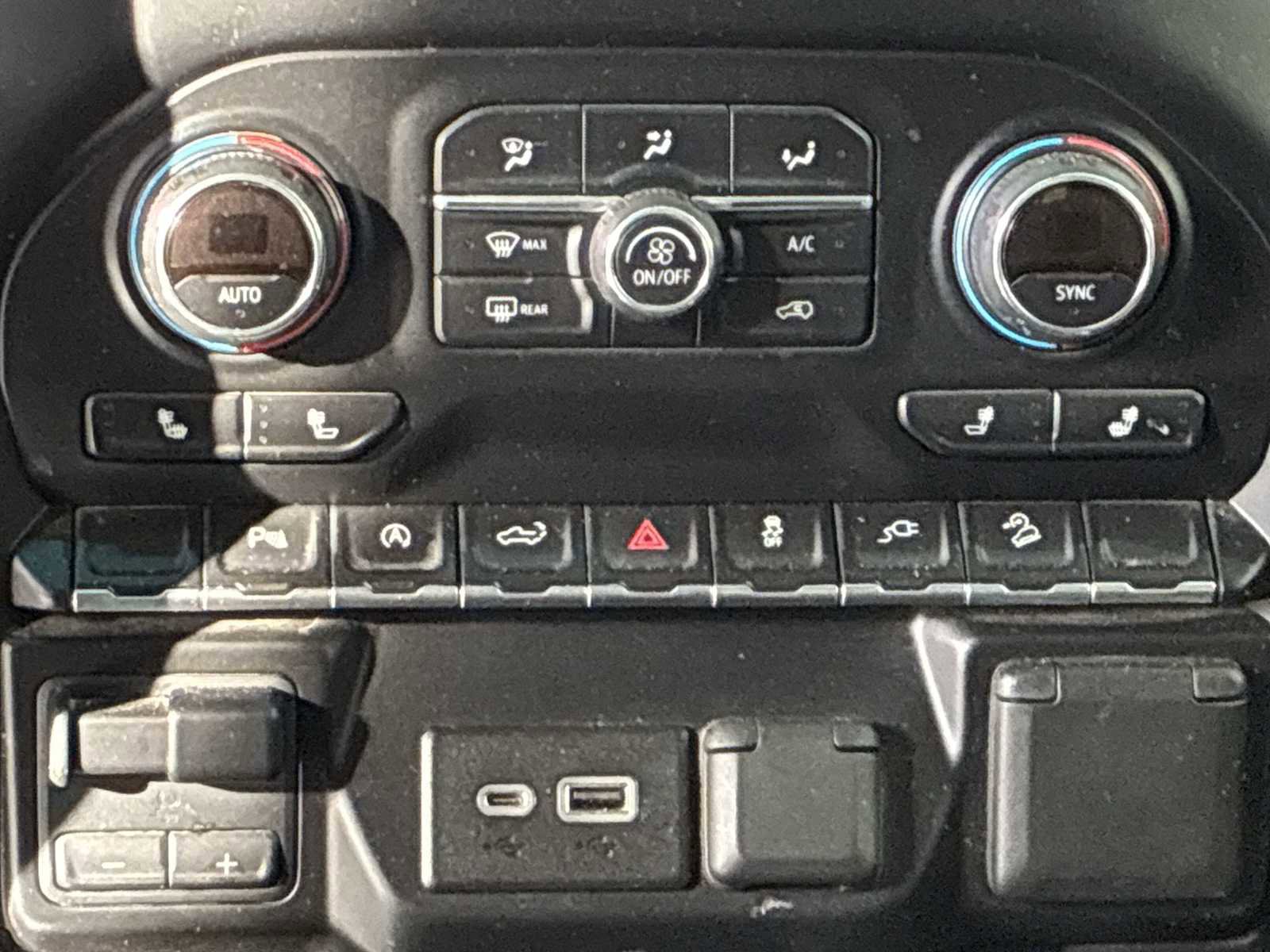 Used 2019 Chevrolet Silverado 1500 LT Trail Boss image 17