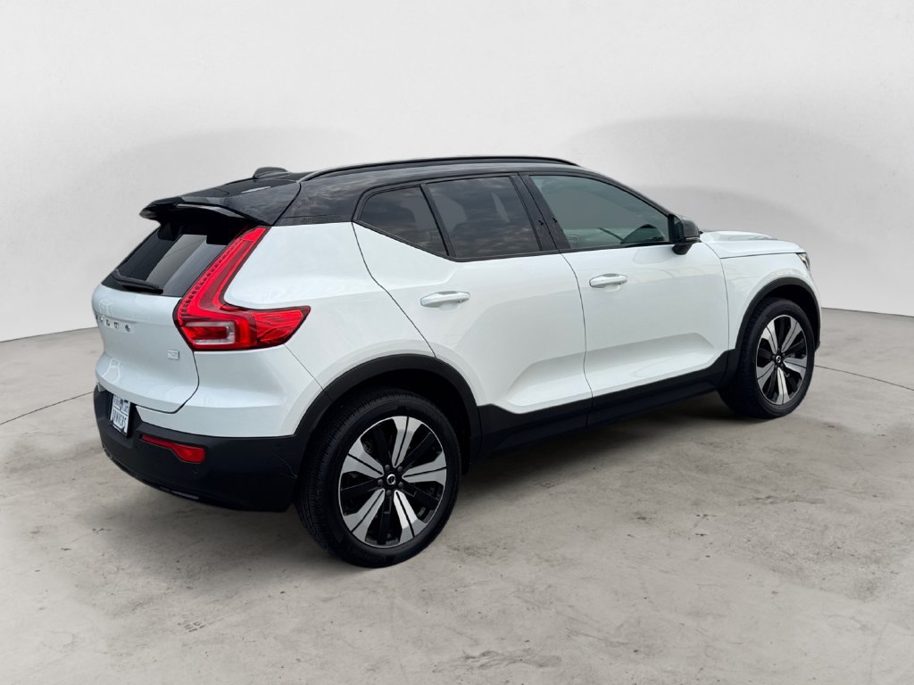 Certified 2023 Volvo XC40 Recharge Plus w/ Protection Package Premier AWD/4WD image 7