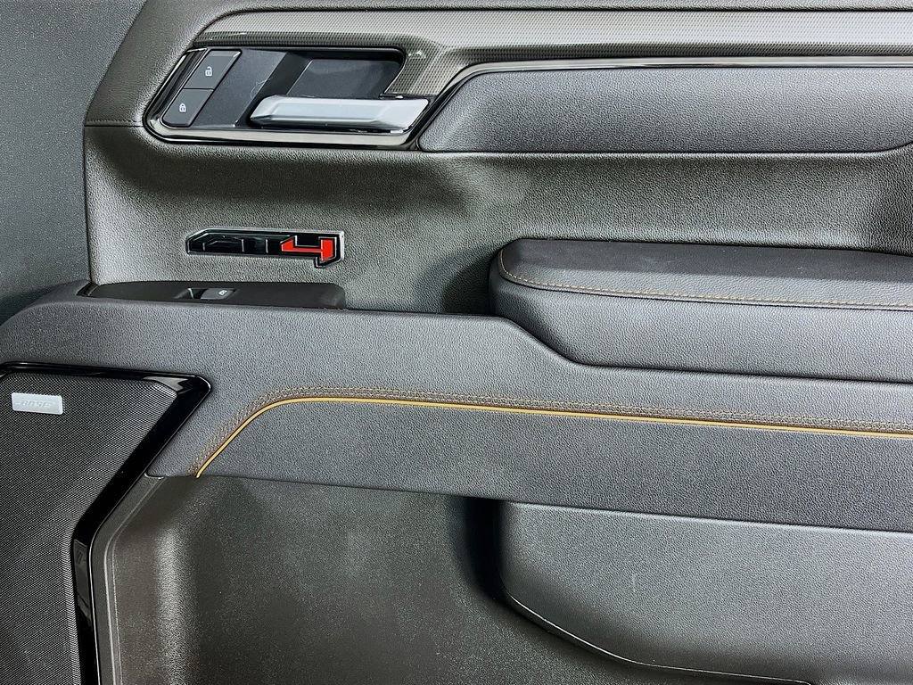 Used 2025 GMC Sierra 1500 AT4 w/ AT4 Premium Package AWD/4WD image 30