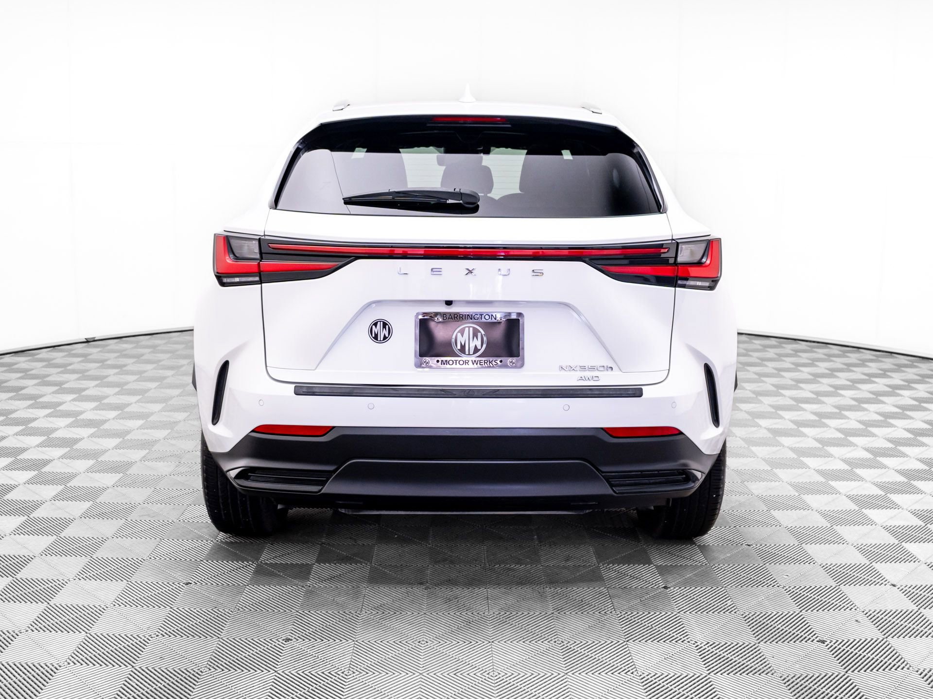 Used 2024 Lexus NX 350h AWD w/ Vision Package image 5