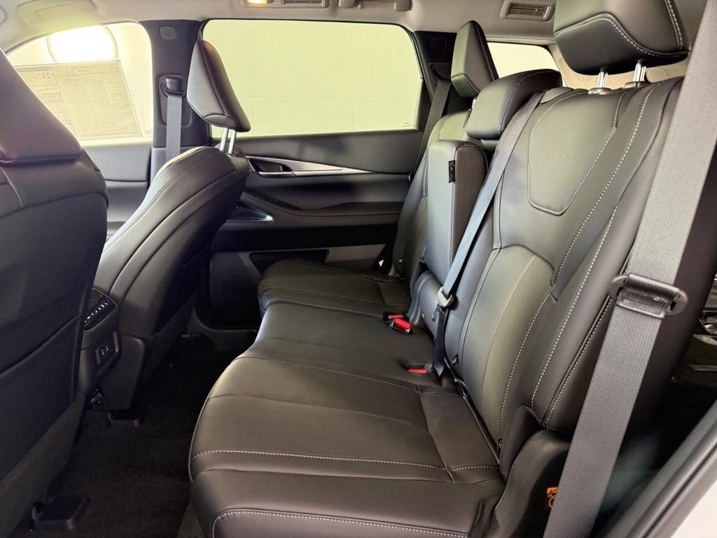 New 2027 INFINITI QX60 Luxe w/ Cargo Package AWD/4WD image 16