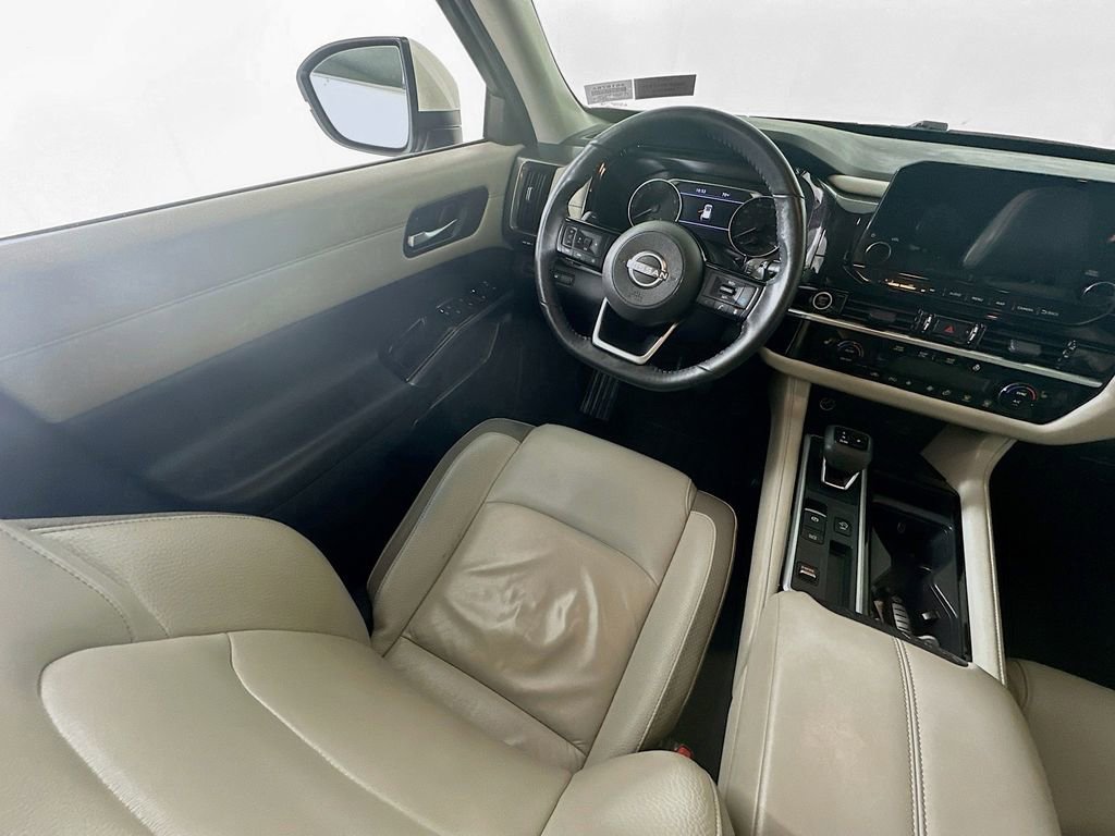 Used 2022 Nissan Pathfinder SL FWD image 9