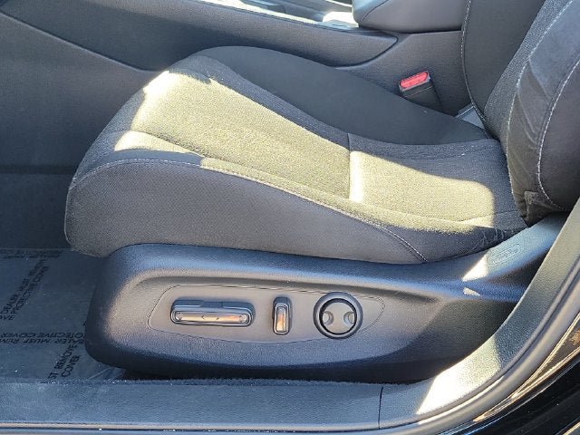 Certified 2023 Honda Accord EX image 27