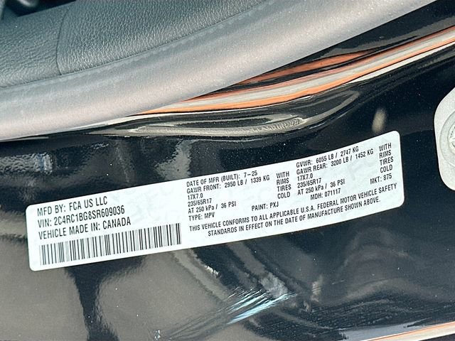 New 2025 Chrysler Pacifica Select image 20