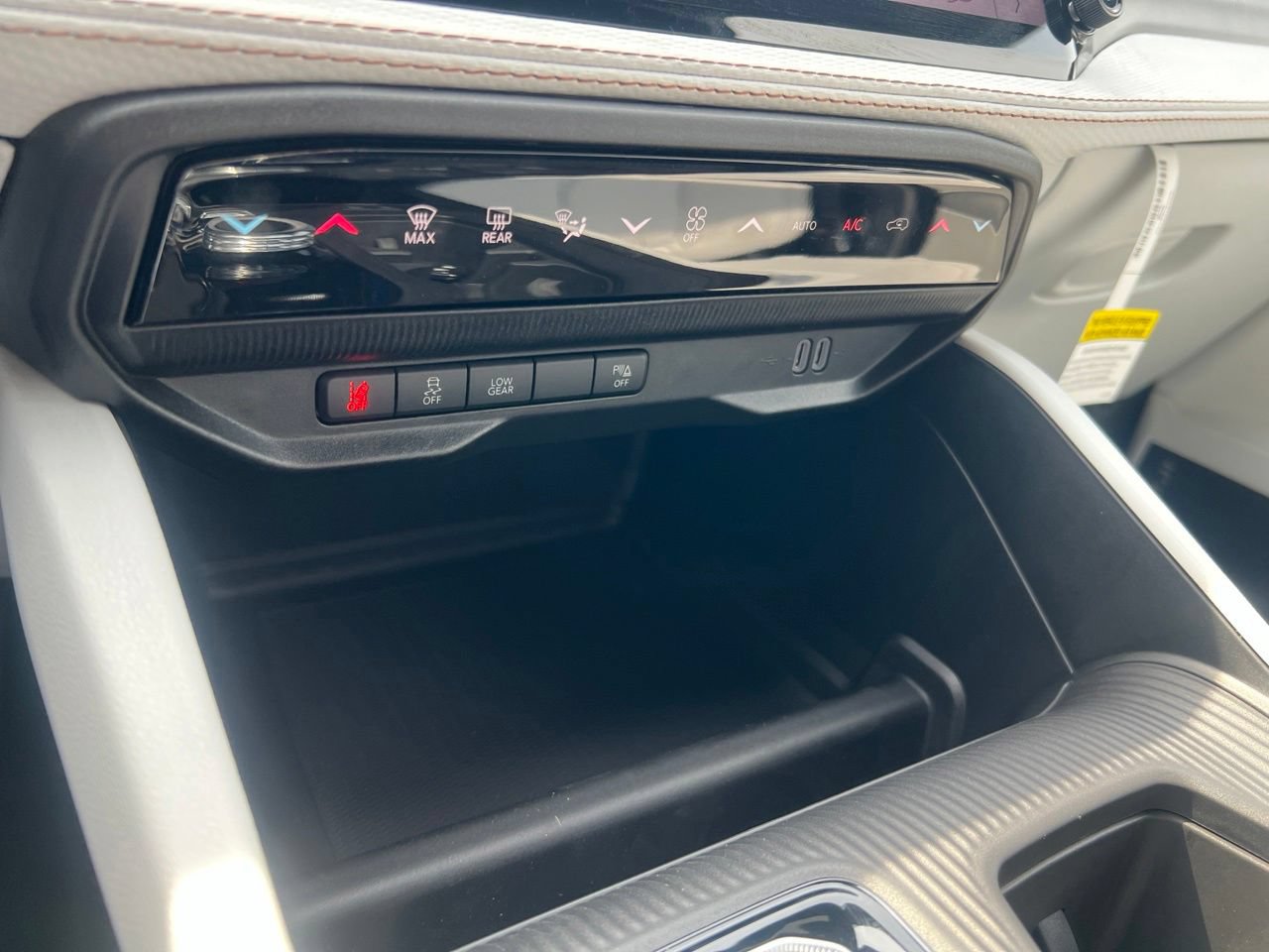 New 2026 Jeep Cherokee Limited AWD/4WD image 27