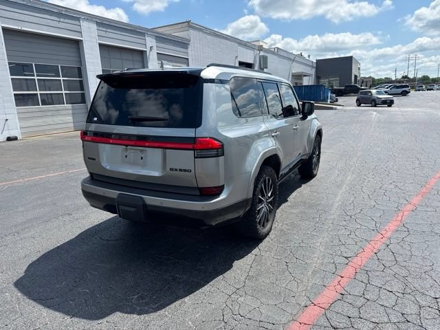 Used 2025 Lexus GX 550 AWD/4WD image 8