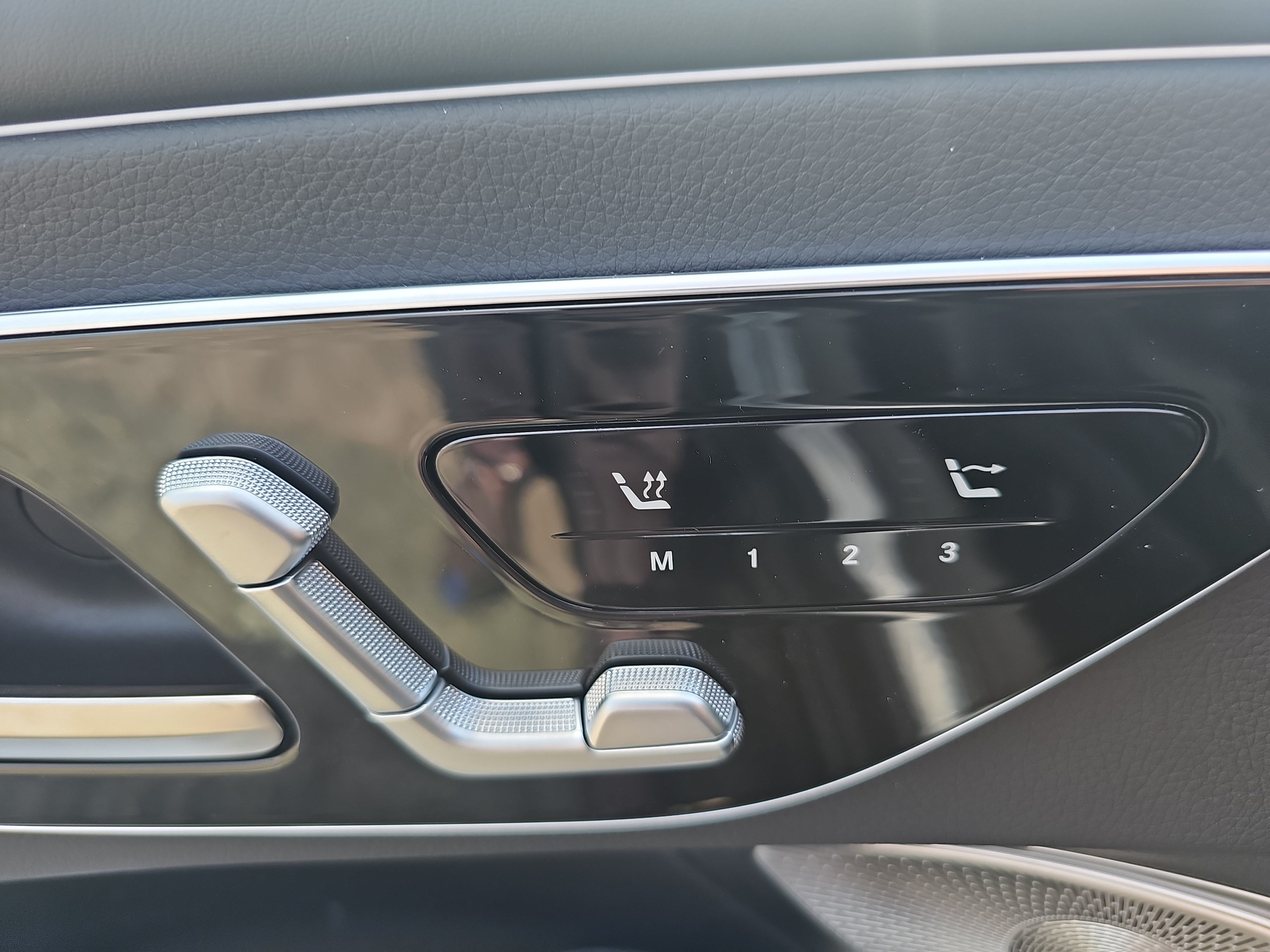New 2026 Mercedes-Benz CLE 450 4MATIC Cabriolet image 31