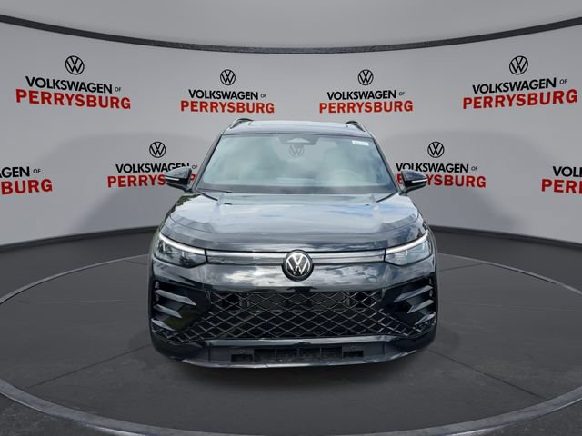 New 2026 Volkswagen Tiguan SE R-Line FWD image 3