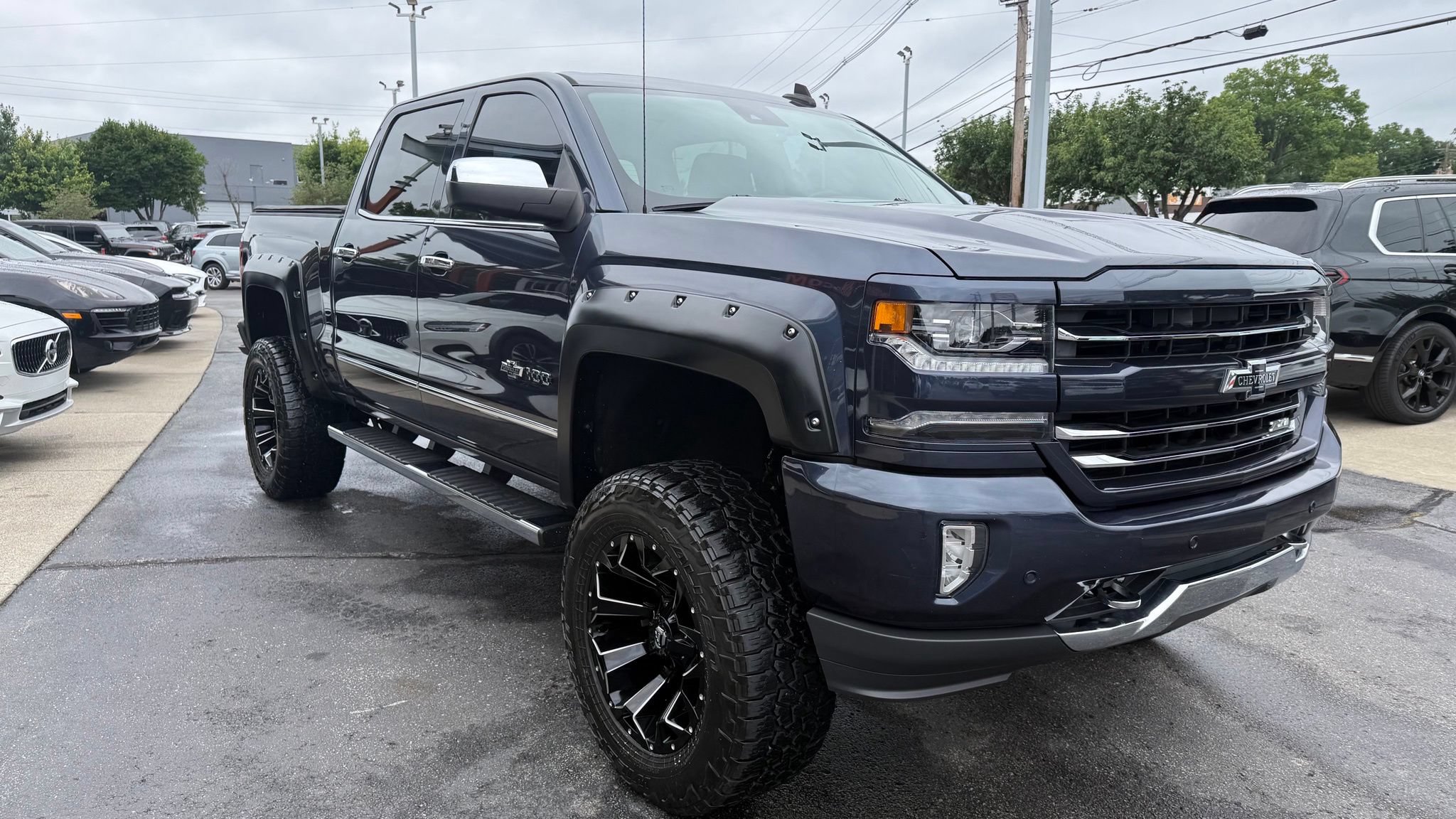 Used 2018 Chevrolet Silverado 1500 LTZ Z71 w/ Centennial Edition AWD/4WD image 7