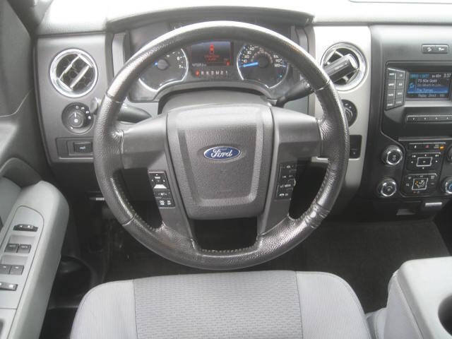 Used 2014 Ford F150 XLT w/ XLT Chrome Package AWD/4WD image 19