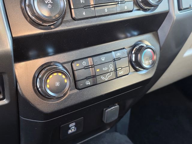 Used 2022 Ford F350 XLT w/ XLT Value Package image 28