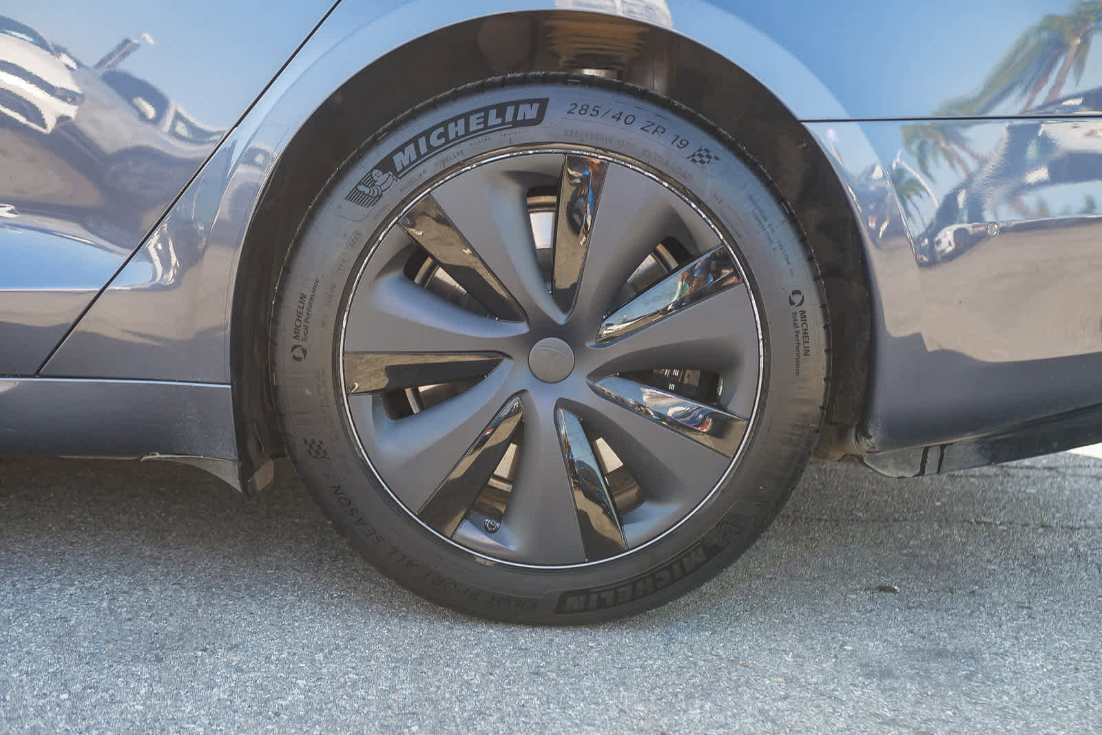 Used 2022 Tesla Model S AWD/4WD image 7