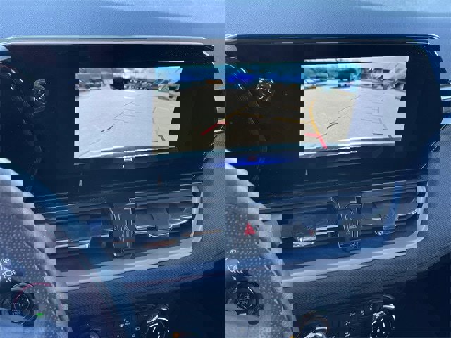 Used 2025 Chevrolet TrailBlazer LT image 19