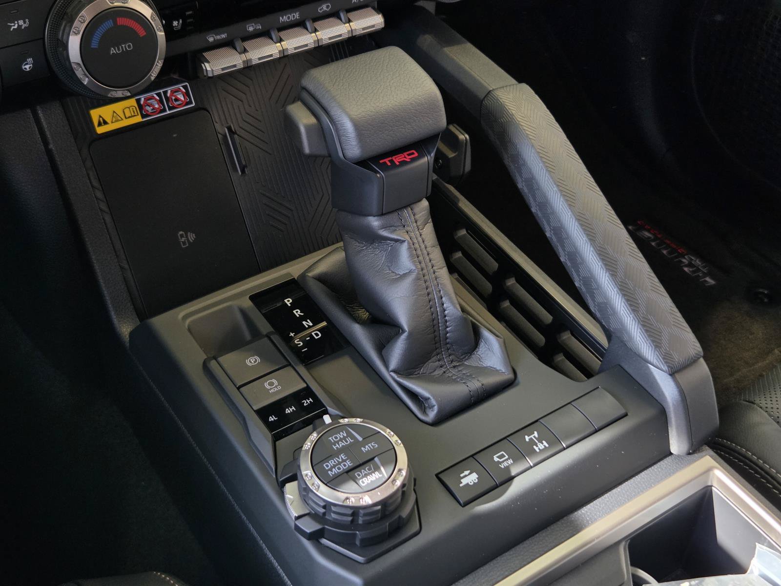New 2026 Toyota 4Runner TRD Off-Road Premium AWD/4WD image 23