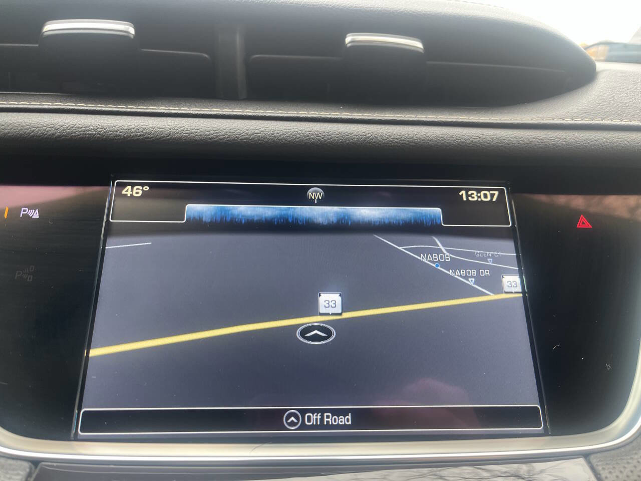 Used 2017 Cadillac XT5 Luxury w/ Driver Awareness Package image 21