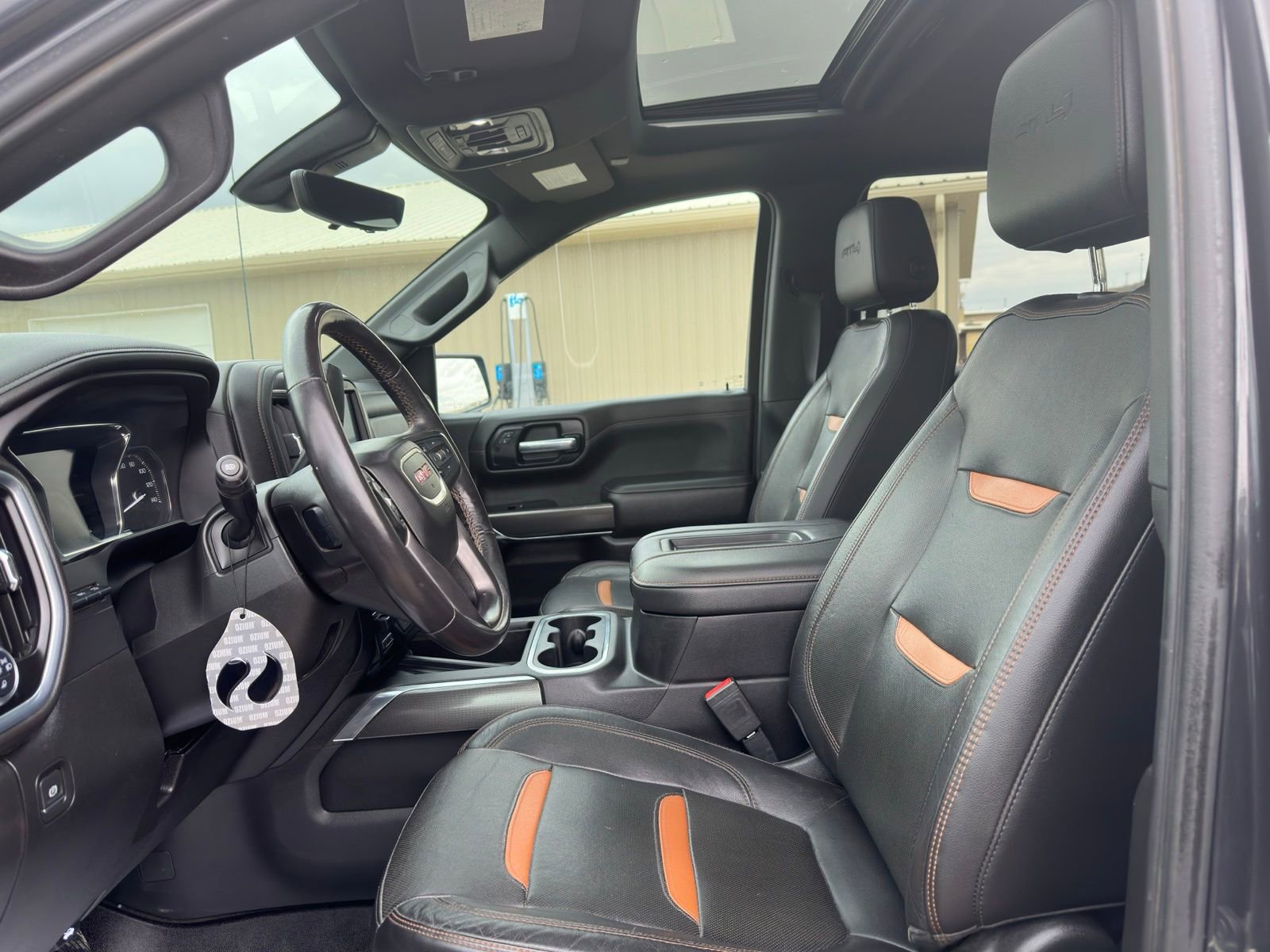 Used 2020 GMC Sierra 1500 AT4 w/ AT4 Premium Package AWD/4WD image 27