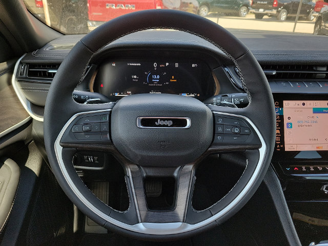 New 2027 Jeep Grand Cherokee Altitude AWD/4WD image 19