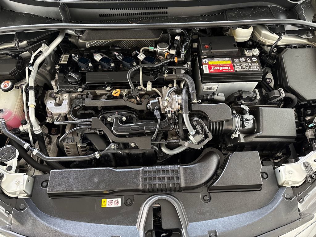 Used 2021 Toyota Corolla SE w/ SE Premium Package image 12