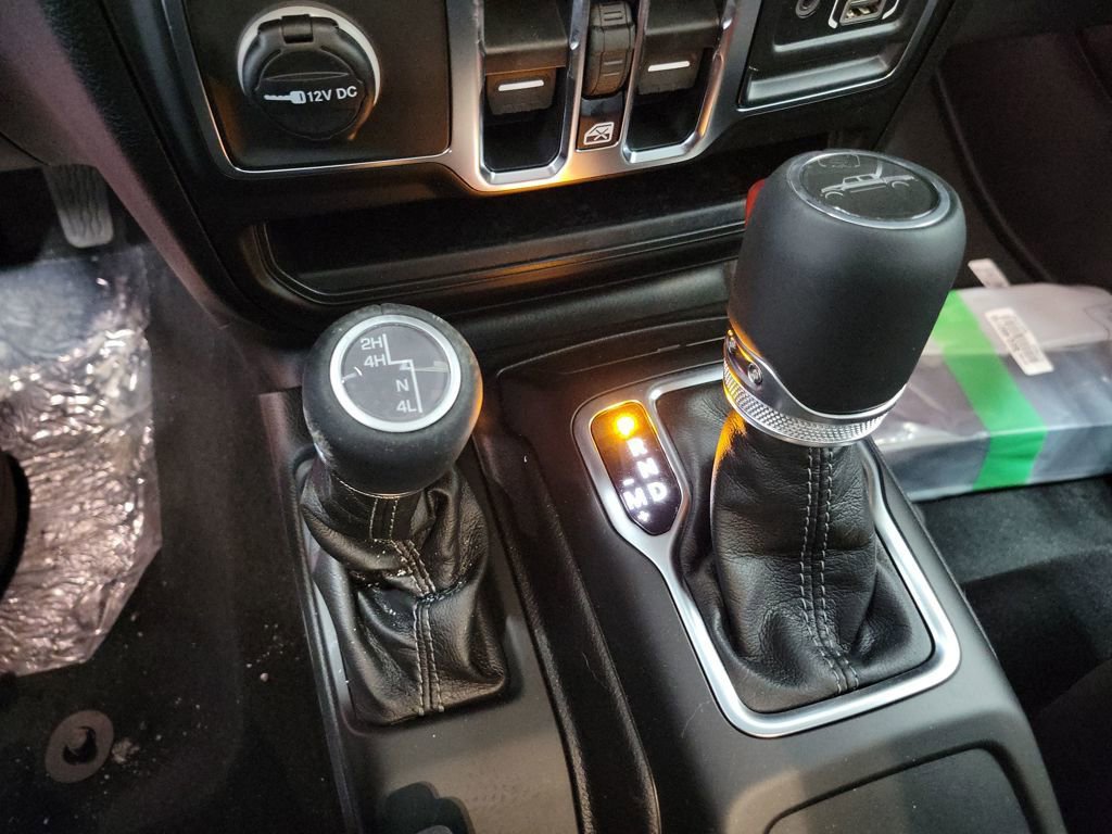 New 2026 Jeep Gladiator Sahara image 14