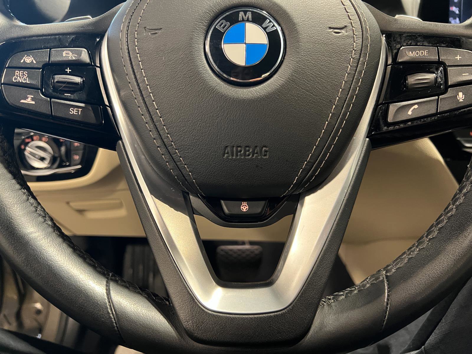 Used 2019 BMW 530e xDrive 530e xDrive iPerformance w/ Premium Package image 15