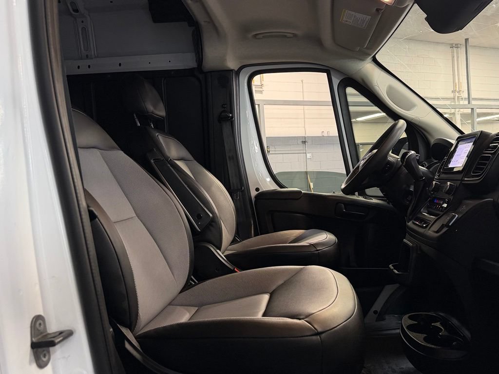 Used 2026 RAM ProMaster 2500 w/ Convenience Group FWD image 26