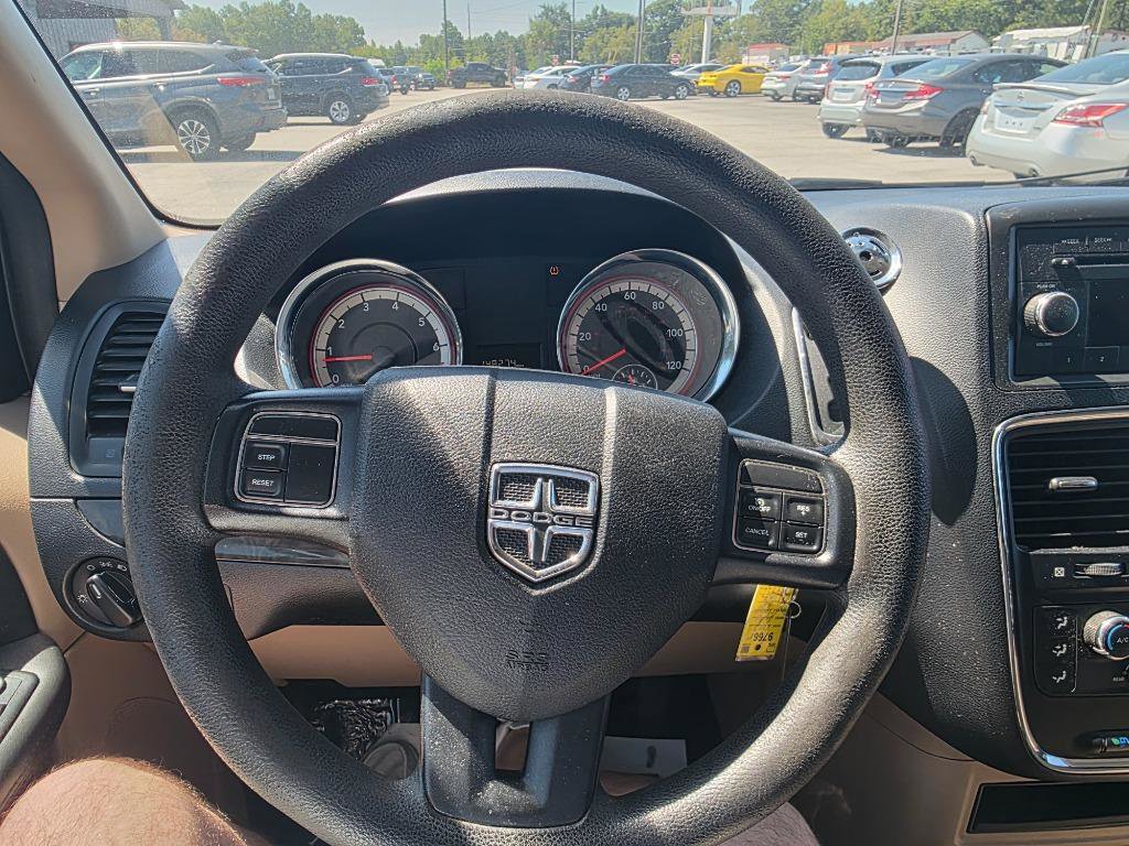 Used 2013 Dodge Grand Caravan SE image 12