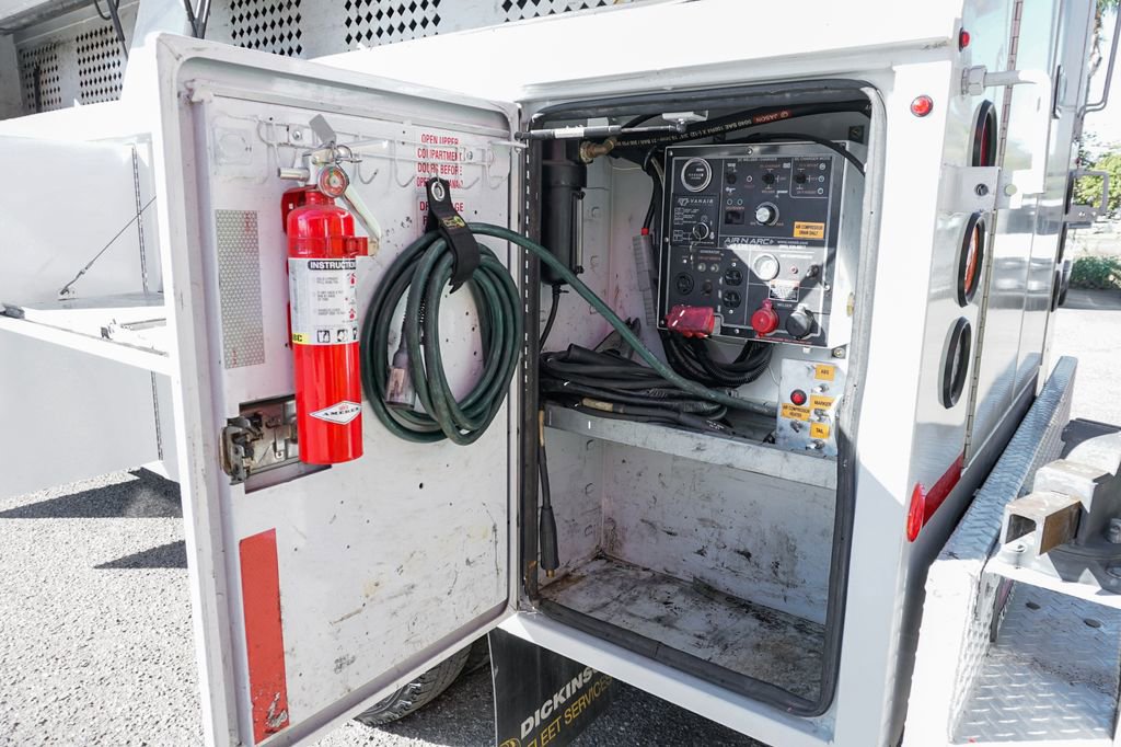 Used 2019 Freightliner Sprinter 3500 image 10