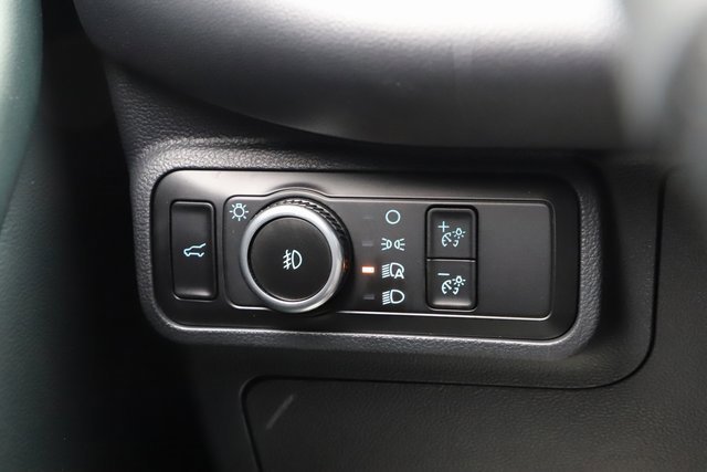 Used 2025 Ford Explorer ST-Line w/ ST-Line Street Pack image 41