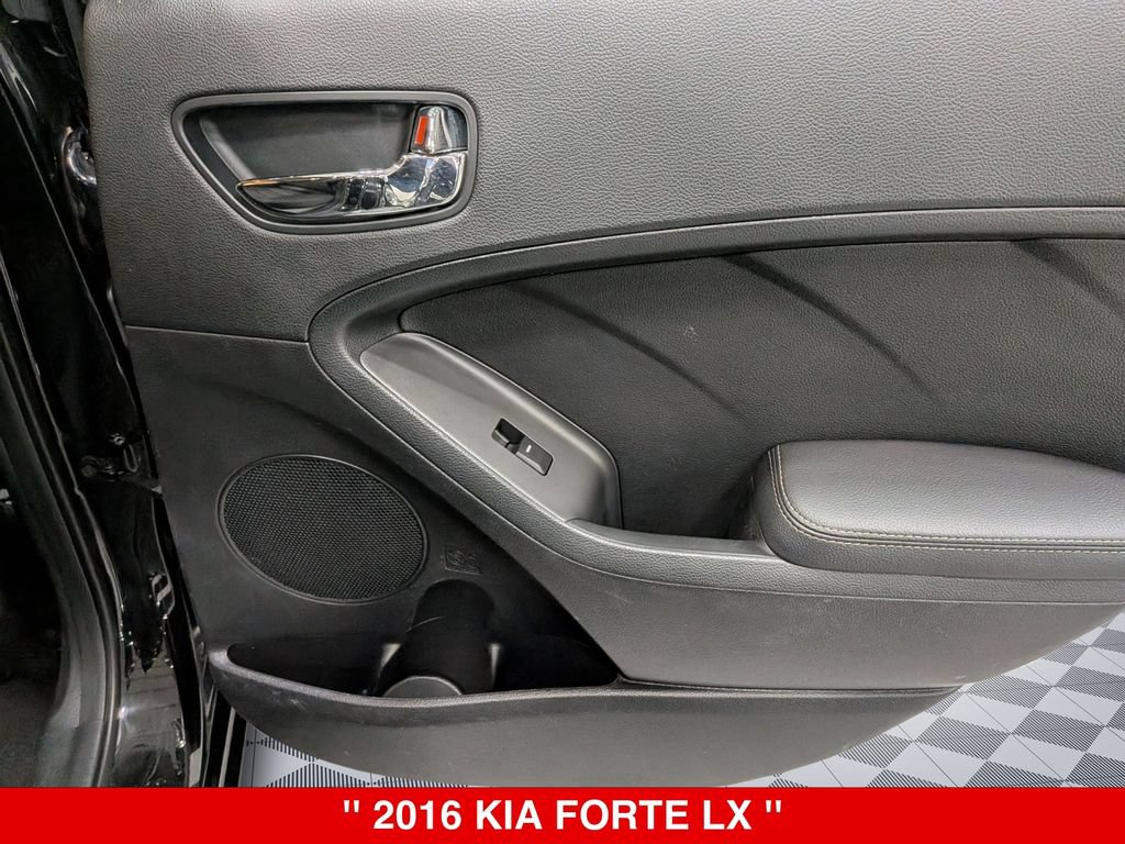Used 2016 Kia Forte LX FWD image 27
