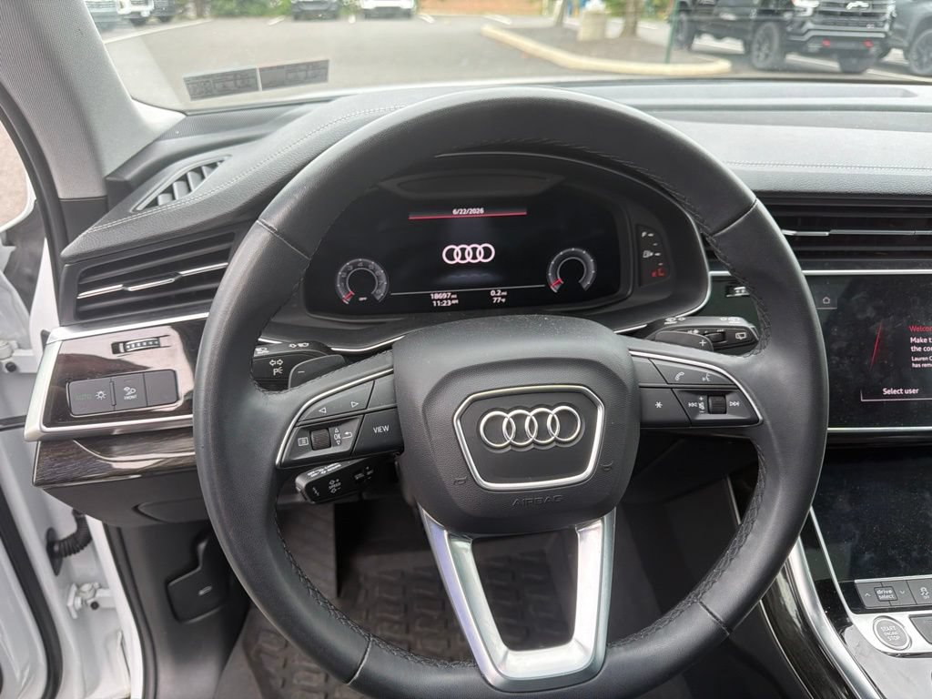 Used 2023 Audi Q7 3.0T Premium w/ Convenience Package AWD/4WD image 12
