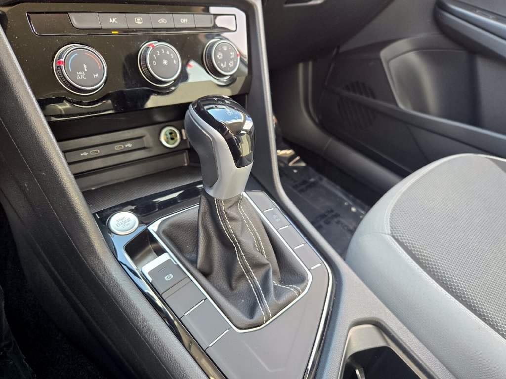 Certified 2024 Volkswagen Taos S FWD image 19