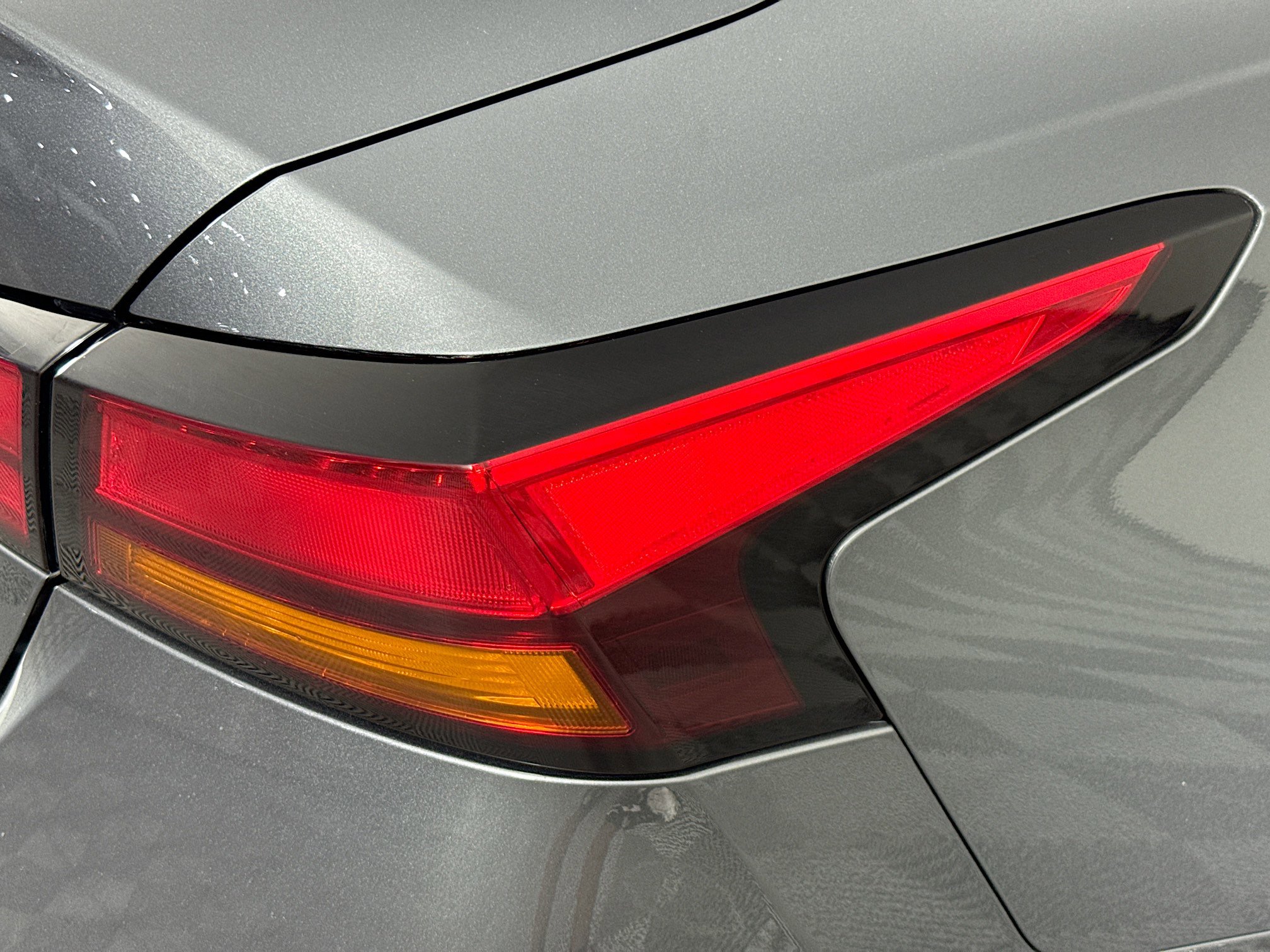 Used 2024 Nissan Altima 2.5 S image 61