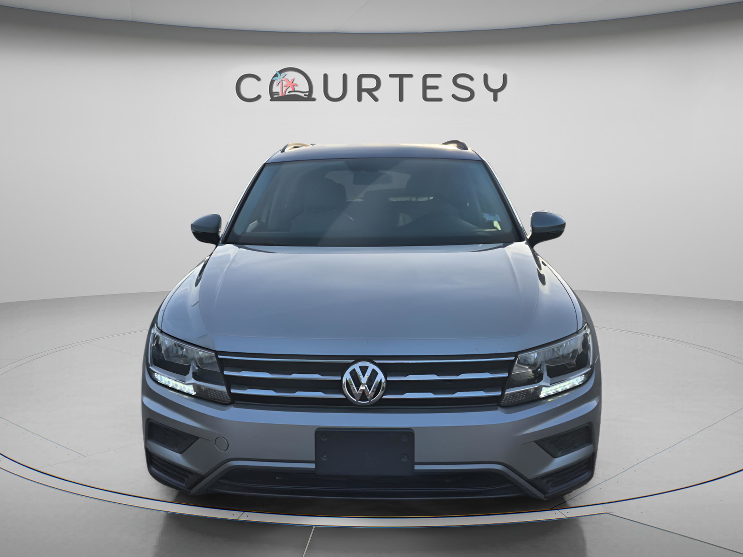 Used 2019 Volkswagen Tiguan SE AWD/4WD image 10