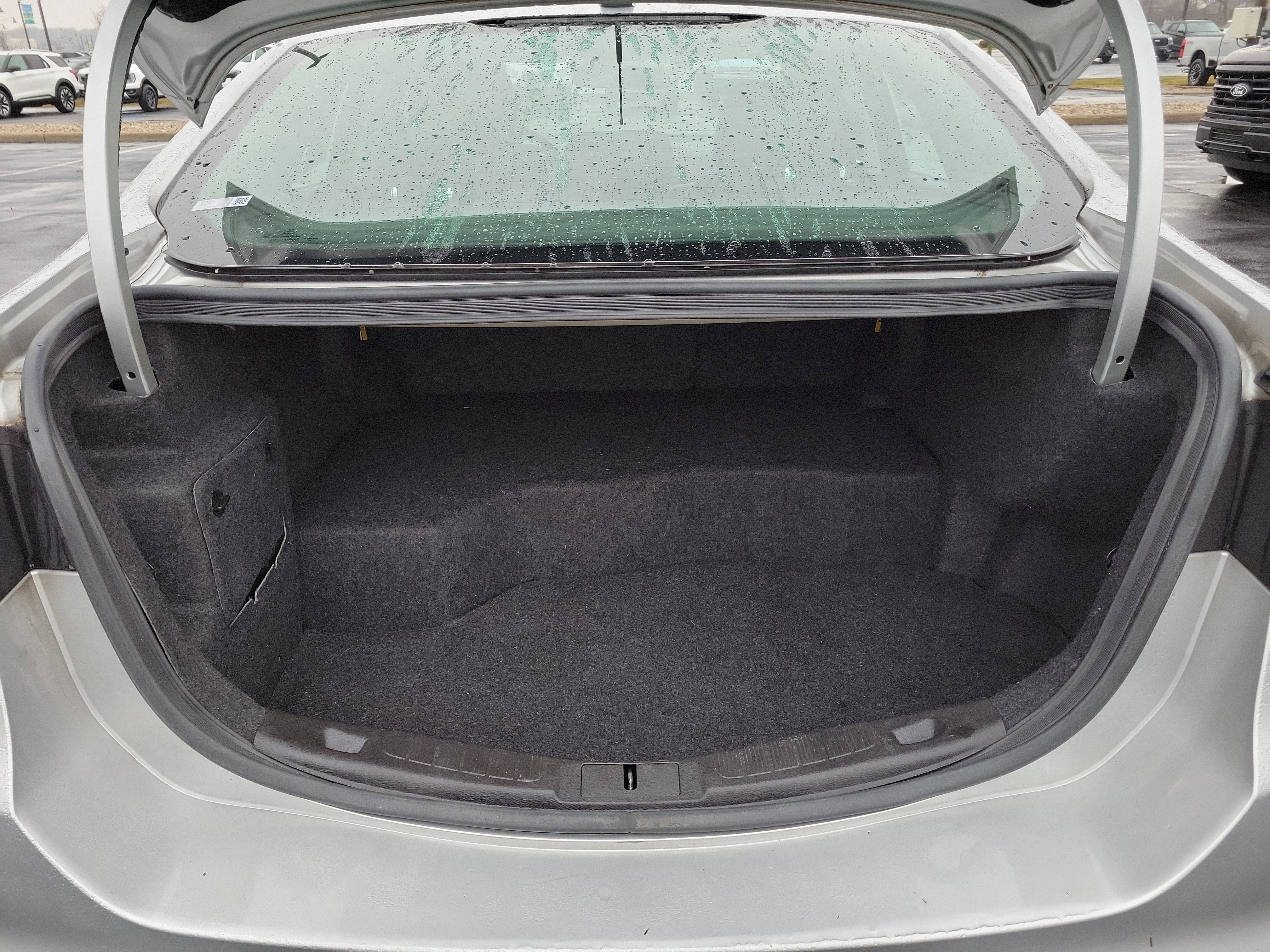 Used 2015 Ford Fusion SE w/ Equipment Group 502A image 8