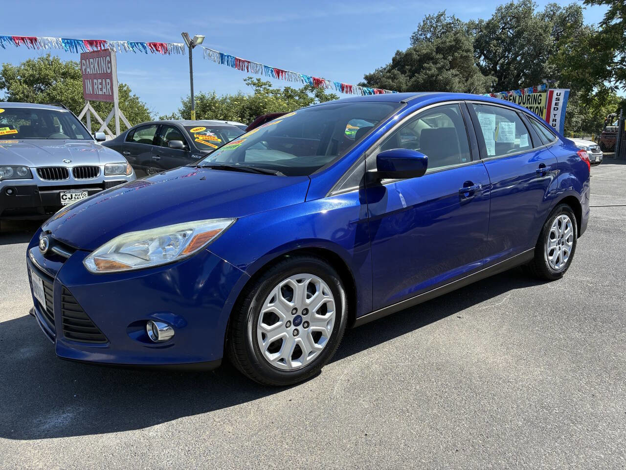 Used 2012 Ford Focus SE FWD image 1
