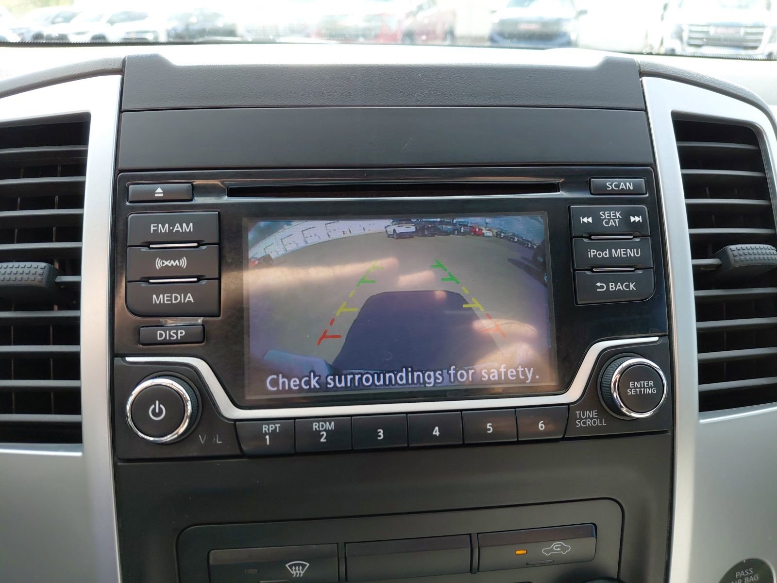 Used 2018 Nissan Frontier SV image 34