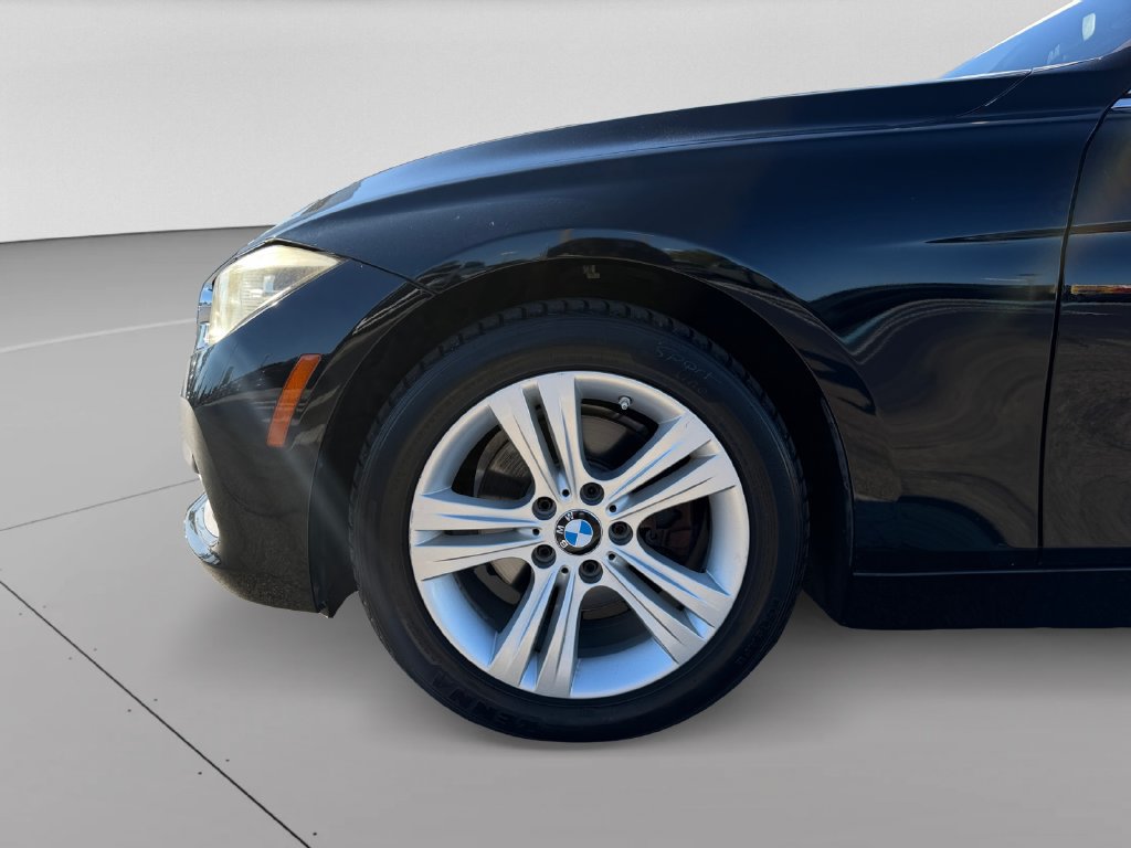 Used 2018 BMW 330i Sedan w/ Convenience Package RWD image 30
