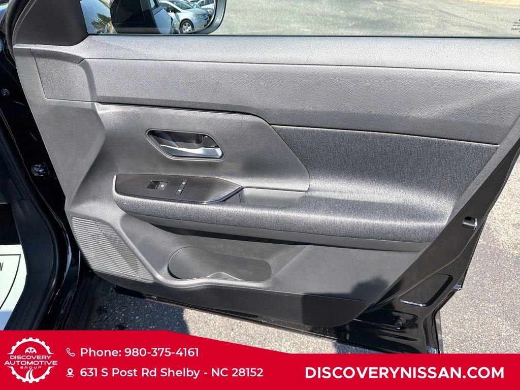 New 2026 Nissan Kicks SV w/ SV Premium Package FWD image 40