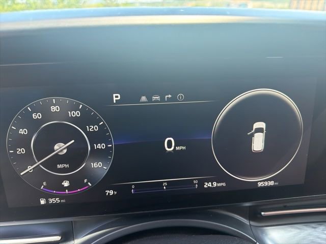 Used 2022 Kia Carnival SX Prestige FWD image 21