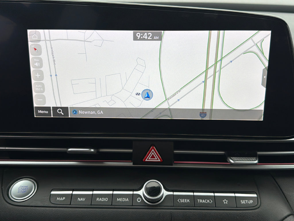 Used 2024 Hyundai Elantra SEL FWD image 28