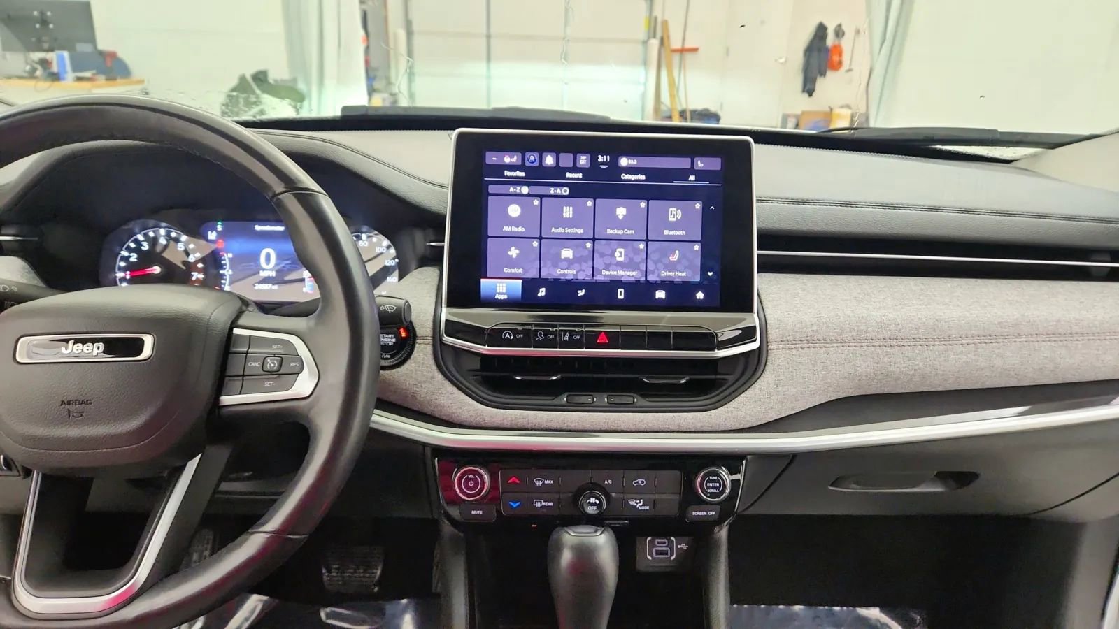 Used 2022 Jeep Compass Latitude image 31