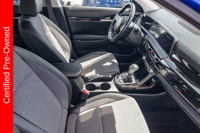 Certified 2025 Kia Seltos S FWD image 17
